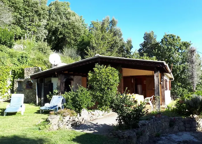 Discret, Apaisant, Calme Entre Mer Et Montagne, Thermalisme